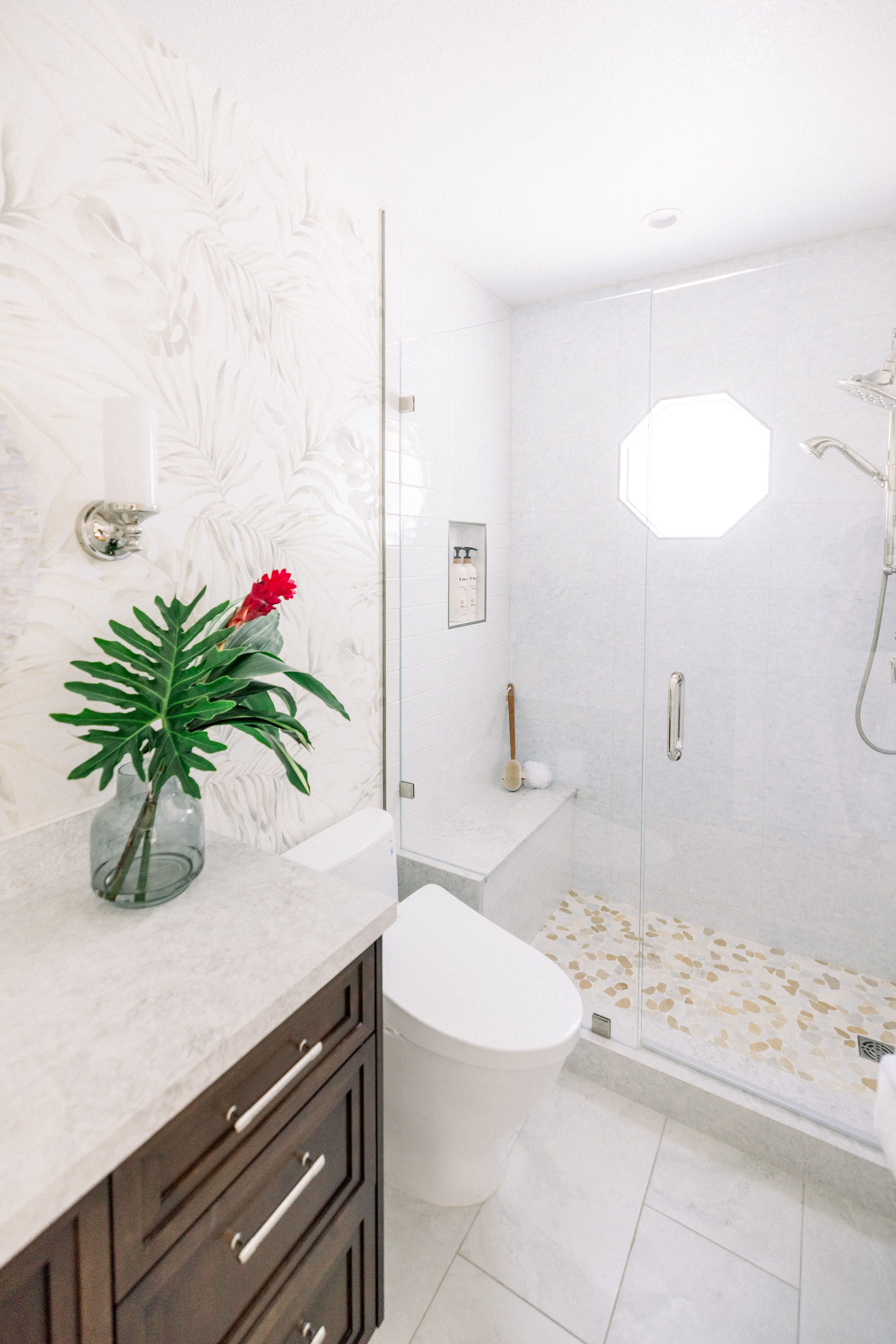 Need-another-bathroom? Here's-a-spare-room-converted-into-an-extra-one